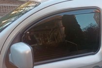 Renault Kangoo 2008–2020 Insticksmonterade vindavvisare (2 st, HIC) foto 5