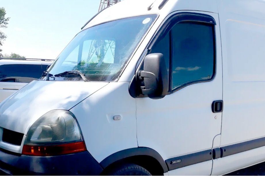 Renault Master 1998–2010 Vindavvisare för sidorutor (2 st, HIC) Foto 4