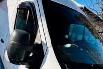 Renault Master 2011–2023 Vindavvisare för sidorutor (2 st, HIC) foto 6