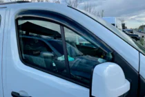 Renault Trafic 2015– Vindavvisare för sidorutor (2 st, HIC) foto 7