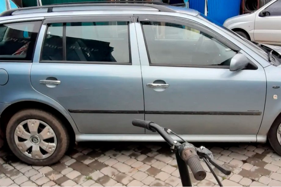 Skoda Octavia I Tour A4 1996–2010 Vindavvisare SW (4 st, HIC) Foto 2