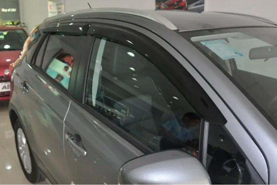 Suzuki SX4 S-Cross 2013–2016 Vindavvisare för sidorutor (4 st, HIC) Image