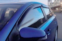 Toyota Auris 2012–2018 Vindavvisare för sidorutor (4 st, HIC) foto 1