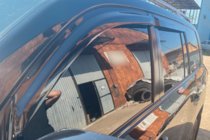 Toyota Land Cruiser 200 2007–2021 Fönstervindavvisare 8 cm (4 st, HIC) foto 10