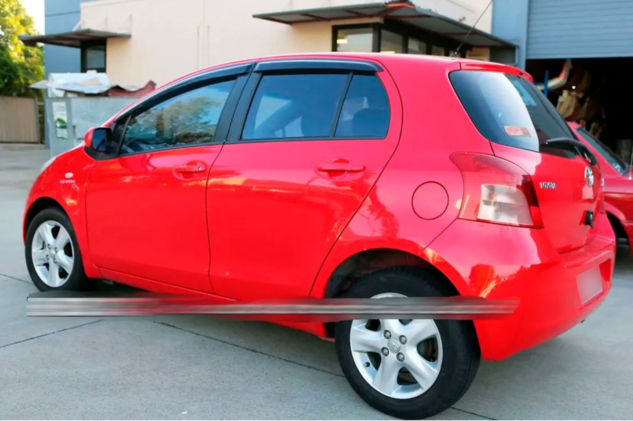 Toyota Yaris 2006–2011 Vindavvisare för sidorutor HB (4 st, HIC) Foto 2