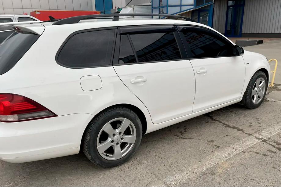 Volkswagen Golf 6 2008–2014 Vindavvisare Variant (4 st, HIC) Foto 3