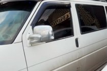 Volkswagen T4 Caravelle/Multivan 1990–2003 Vindavvisare för sidorutor (2 st, HIC) foto 3