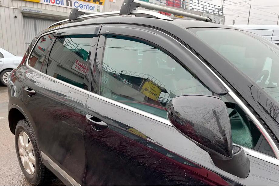 Volkswagen Touareg 2010–2018 Vindavvisare för sidorutor (4 st, HIC) Foto 3