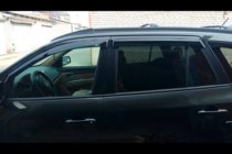 Hyundai Santa Fe 2 2006–2012 Vindavvisare för sidorutor (4 st, HIC) foto 12