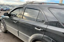 Kia Sorento I BL 2002–2009 Vindavvisare för sidorutor (4 st, HIC) foto 4