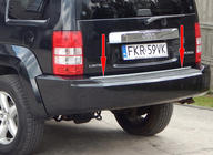 Jeep Cherokee/Liberty 2007–2013 Kromlist till baklucka (rostfritt stål) foto 1
