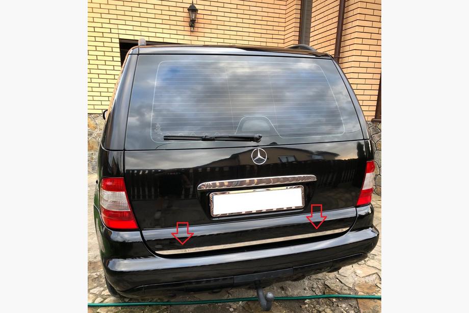 Mercedes ML W163 1997–2005 Kromlist till baklucka (rostfritt stål) Foto 1