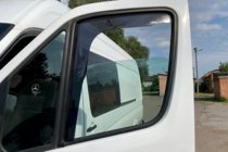 Mercedes Sprinter W906 2006–2018 Insticksmonterade vindavvisare (2 st, HIC) foto 14