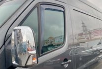 Volkswagen Crafter 2006–2016 Insticksmonterade vindavvisare (2 st, HIC) foto 13