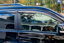 Toyota Land Cruiser Prado 150 2009–2023 Vindavvisare 11 cm (4 st, HIC) foto 2
