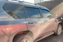 Toyota Land Cruiser Prado 150 2009–2023 Vindavvisare 11 cm (4 st, HIC) foto 9