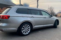 Volkswagen Passat B8 2015–2023 Vindavvisare med kromlist Variant (4 st, HIC) foto 2
