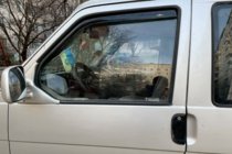 Volkswagen T4 Caravelle/Multivan 1990–2003 Insticksmonterade vindavvisare (2 st, HIC) foto 2
