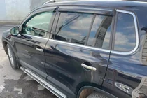 Volkswagen Tiguan 2007–2016 Vindavvisare för sidorutor (4 st, HIC) foto 2