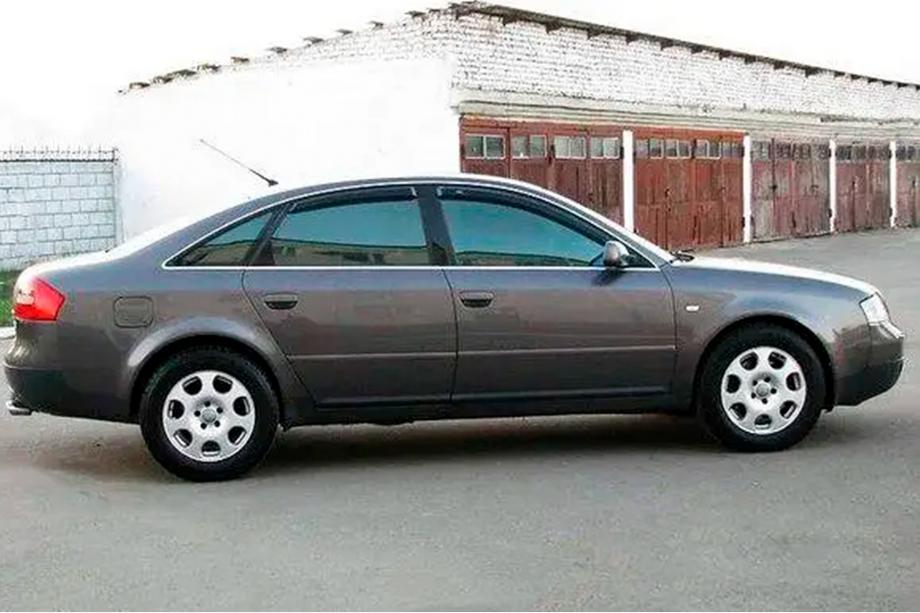 Audi A6 C5 2001–2004 Vindavvisare Sedan (4 st, HIC) Image
