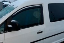 Volkswagen Caddy 2015–2020 Vindavvisare för sidorutor (2 st, HIC) foto 3