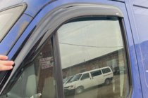 Nissan Interstar 2002–2010 Vindavvisare för sidorutor (2 st, HIC) foto 8