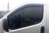 Nissan Primastar 2002–2014 Vindavvisare för sidorutor (2 st, HIC) foto 11