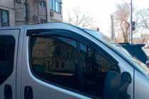Nissan Primastar 2002–2014 Vindavvisare för sidorutor (2 st, HIC) foto 3