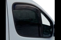 Renault Trafic 2001–2015 Insticksmonterade vindavvisare (2 st, HIC) foto 7