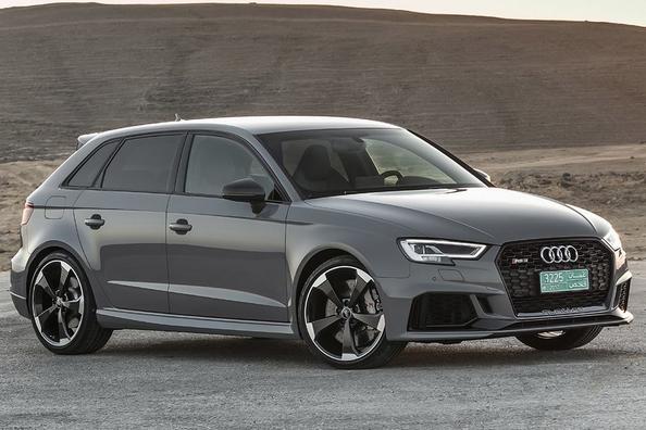 Sportig femdörrars halvkombi Audi RS3 Sportback