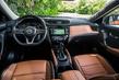 Andra generationen av crossovern Nissan Rogue foto 5