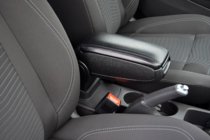 Dacia Duster 2018–2024 Armstöd (monteras i mugghållaren) foto 1