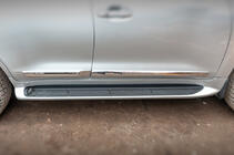 Toyota Land Cruiser 200 2007–2021 Sidosteg med LED (design 2015-2020) Svart färg foto 3