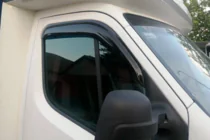 Nissan NV400 2010–2024 Vindavvisare för sidorutor (2 st, HIC) foto 2