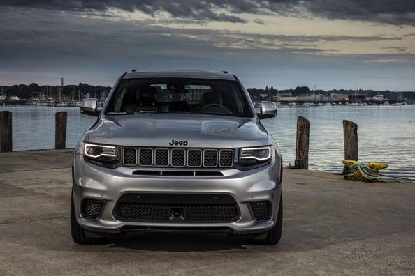 Genomgång av nya generationen suv Jeep Grand Cherokee