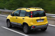Offroad-modifiering av halvkombin Fiat Panda Cross foto 3