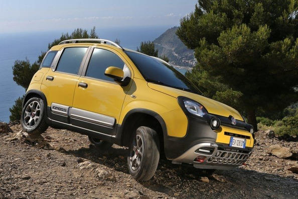 Offroad-modifiering av halvkombin Fiat Panda Cross