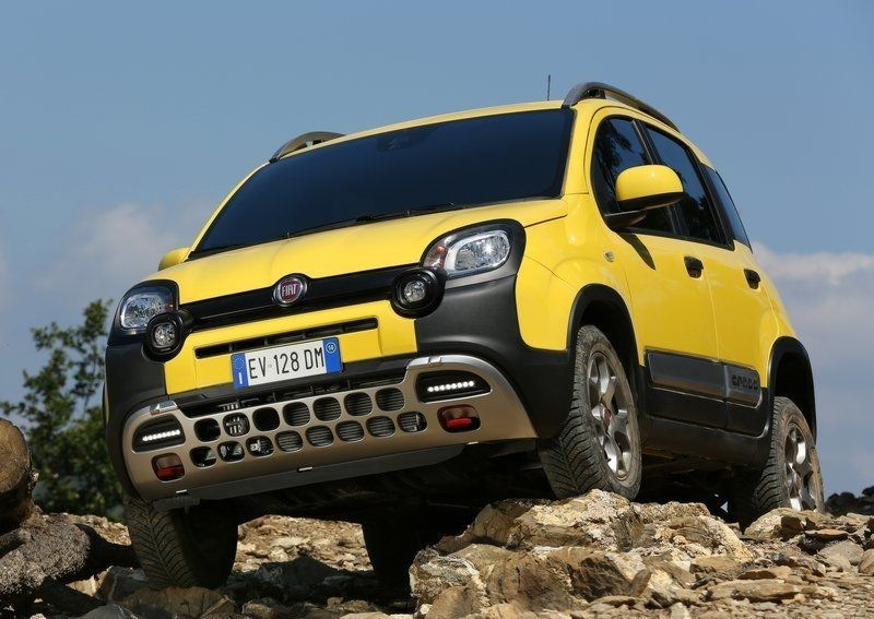 Offroad-modifiering av halvkombin Fiat Panda Cross