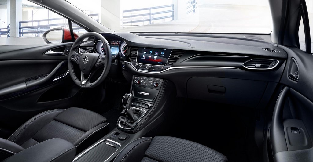Test av femdörrars halvkombi Opel Astra K