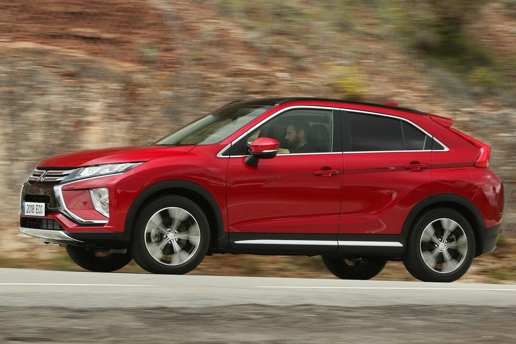 Test av crossover-SUV: Mitsubishi Eclipse Cross