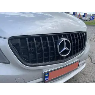 Frontgrill GT Panamericana Black (2014-2023 för Vito W447) foto 3