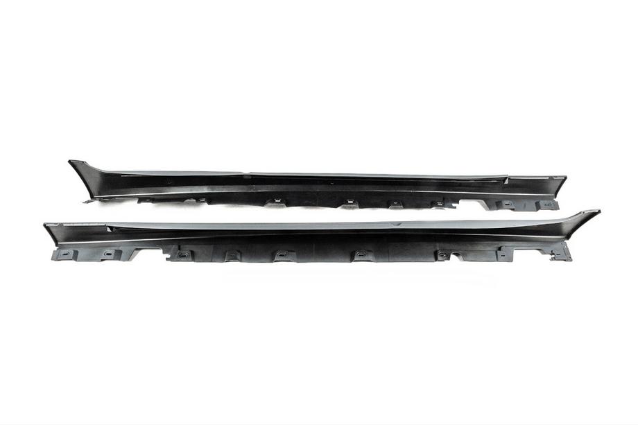 BMW 5-serien F10/F11 2010–2016 Bodykit (M-Performance LCI) Dubbla avgasutblås på ena sidan Foto 11