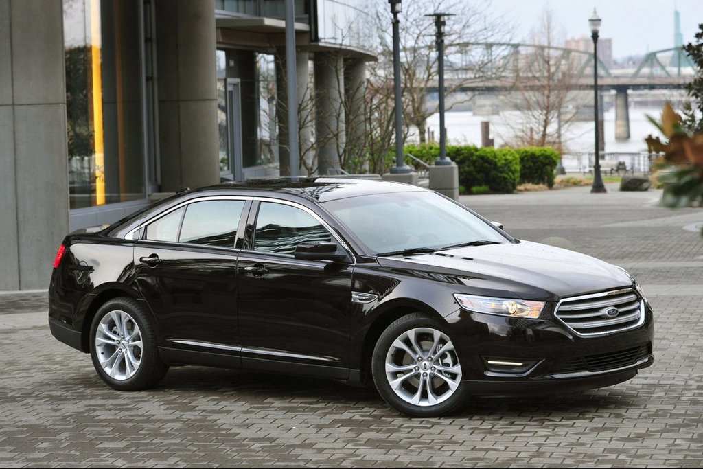 Recension av lyxsedanen Ford Taurus