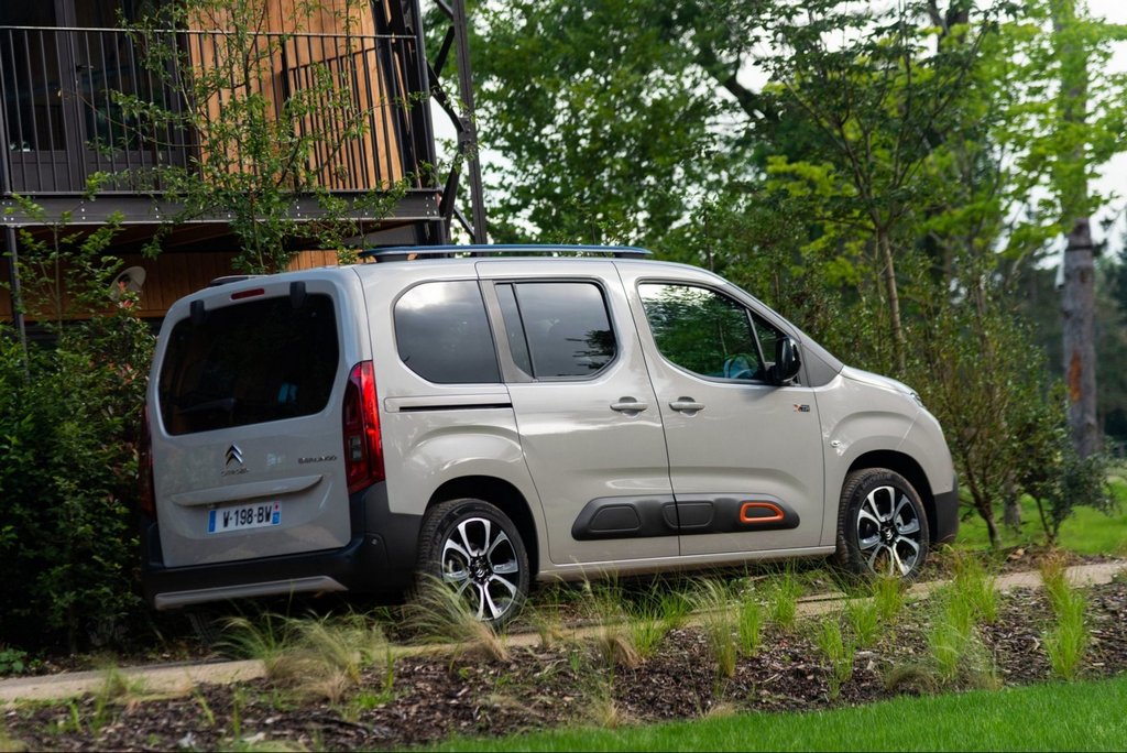 Tredje generationen av kompaktbilen Citroen Berlingo Multispace