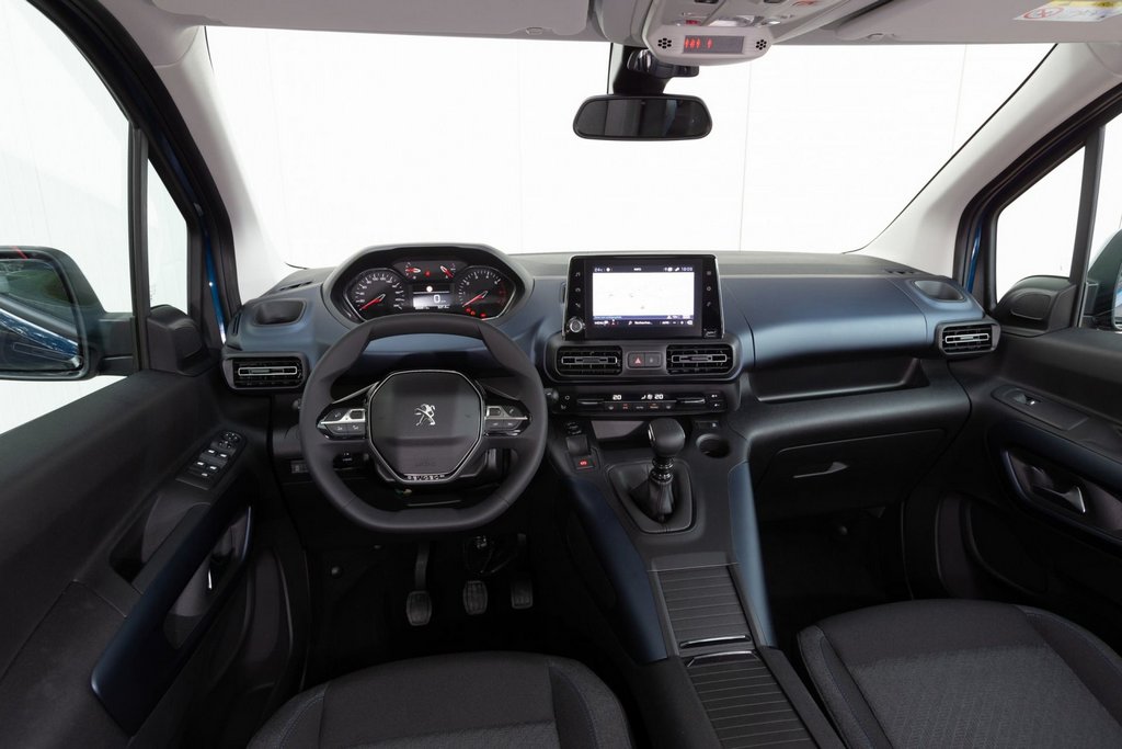 Test av nya kompaktbilen Peugeot Rifter