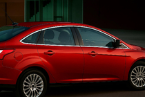 Ford Focus III 2011–2017 Komplett kromad fönsterlist Sedan (12 st, rostfritt) foto 1