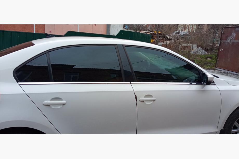 Volkswagen Jetta 2011–2018 Nedre fönsterlister (6 st, rostfritt) Foto 4
