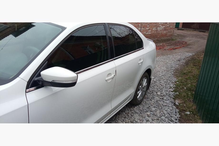 Volkswagen Jetta 2011–2018 Nedre fönsterlister (6 st, rostfritt) Foto 6