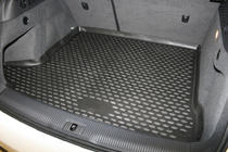 Audi Q3 2011–2019 Gummimatta till bagageutrymmet (Novline) foto 3