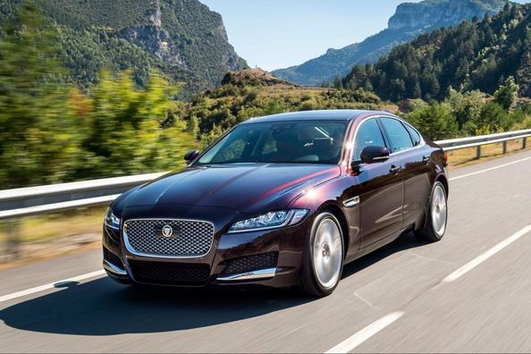 Andra generationen av premiumsedanen Jaguar XF